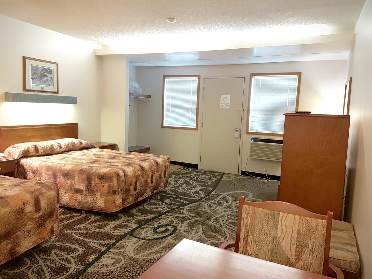 Garden Court MotelManning エクステリア 写真